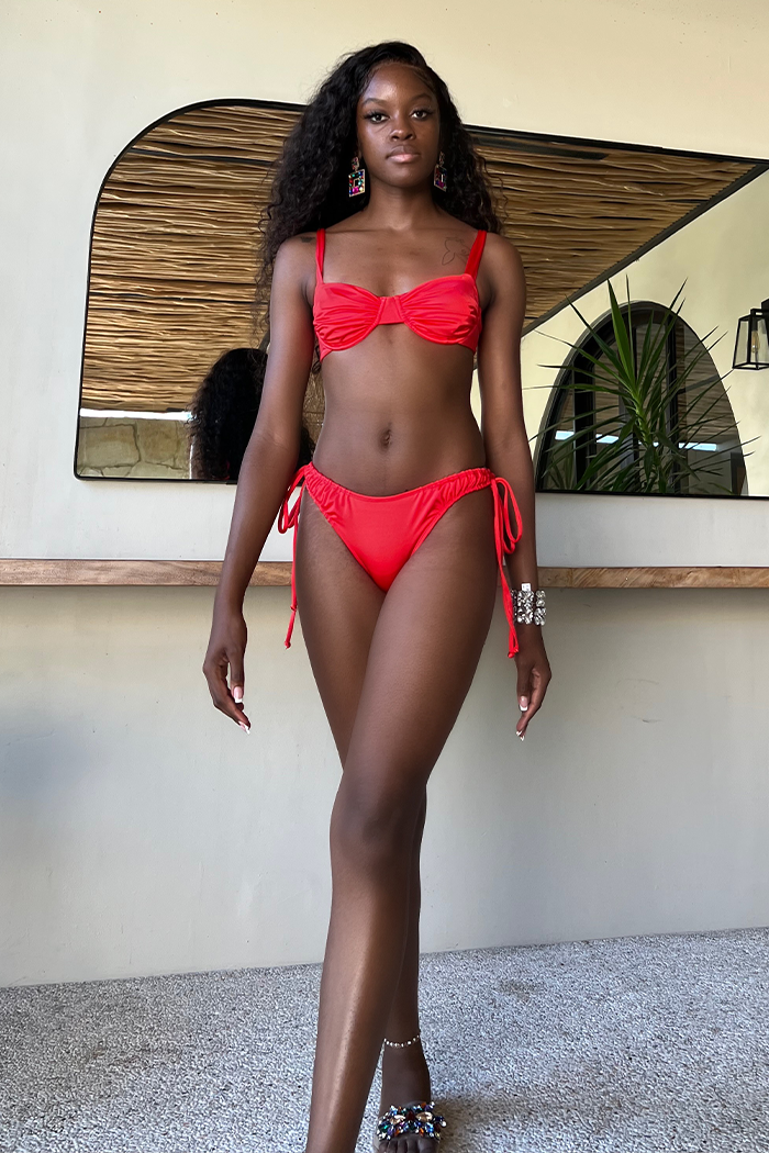 Beach club bikini set – Flirtatious